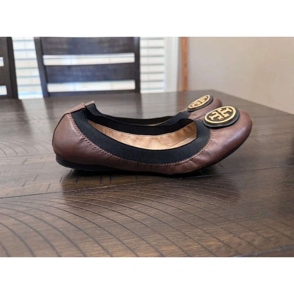 Tory Burch Caroline 2 Leather Ballet Flats Java Brown Black Size 6 Gold Logo